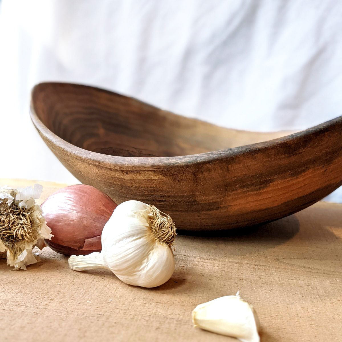 The Art of the Live Edge: Why Your Bowl Is as Unique as Your Story
