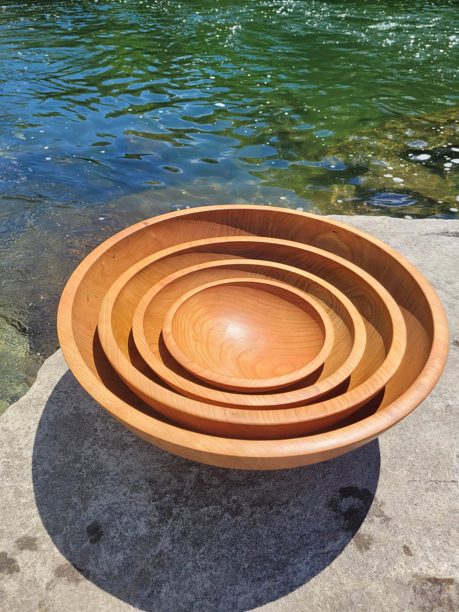 THE ESSENTIAL EXTRA SMALL BOWL