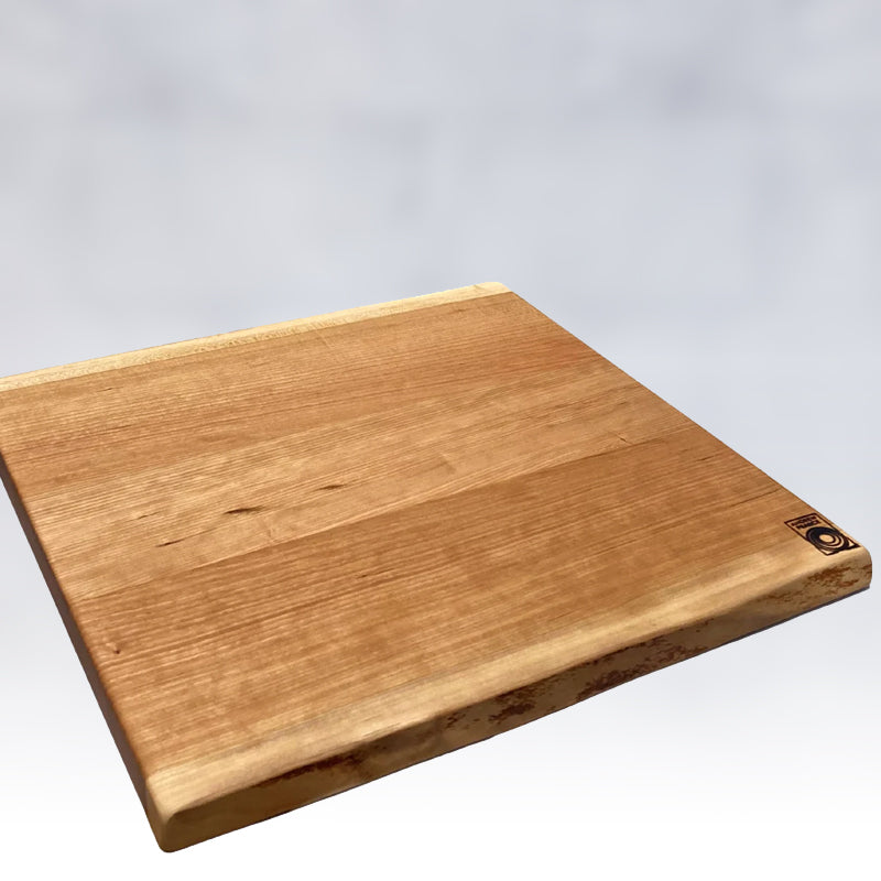 double live edge cutting board by Andrew Pearce Bowls in Hartland VT