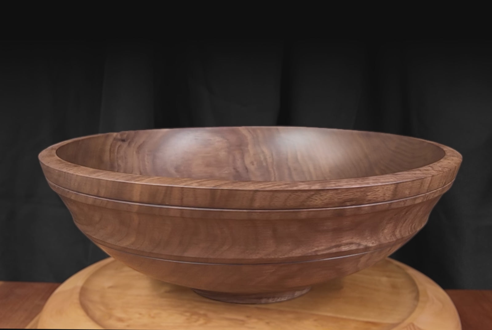 Large Willoughby (round with ridge) Wooden Bowl | Andrew Pearce Bowls