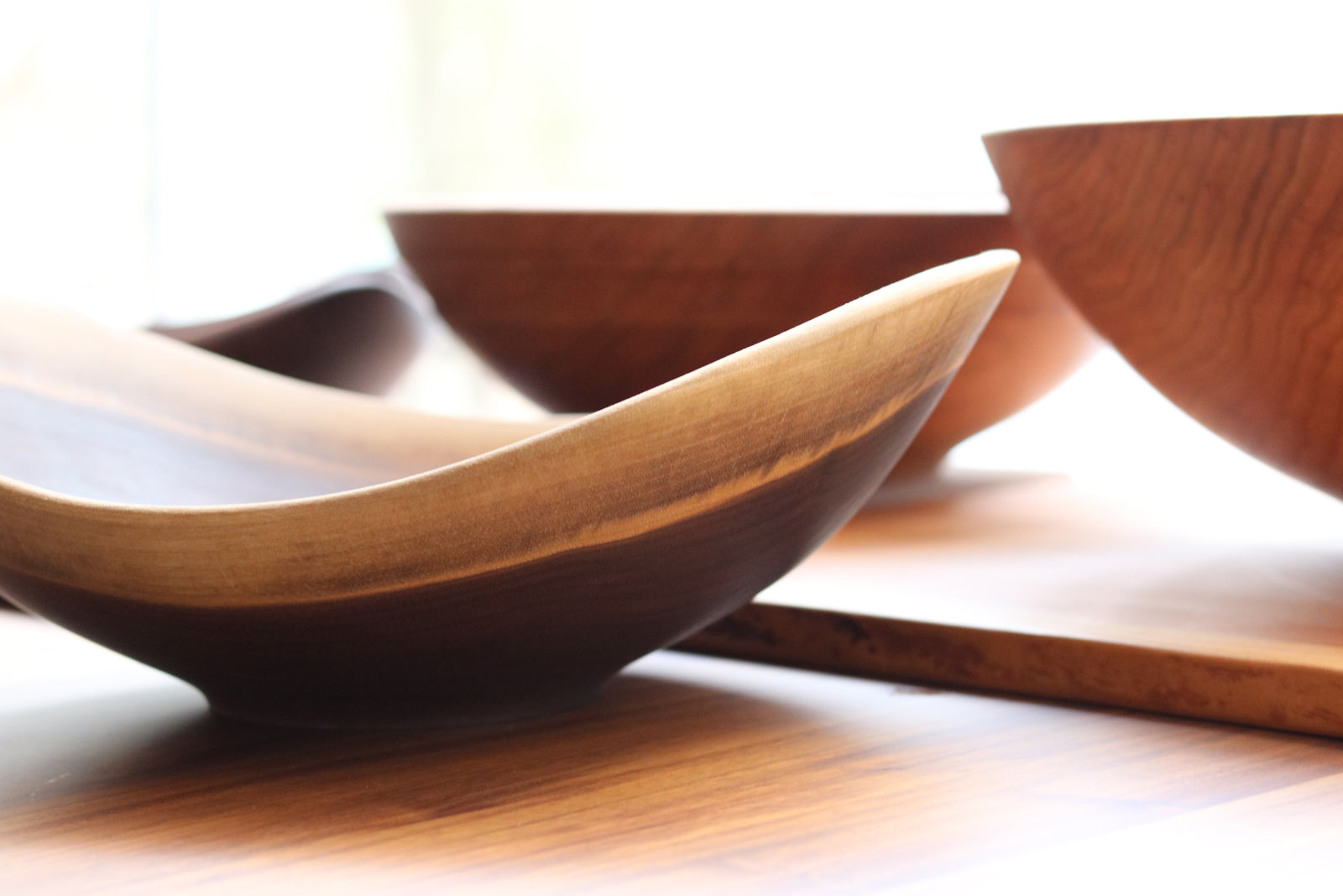 LARGE CARVING CRAFT AT A SECOND'S PRICE