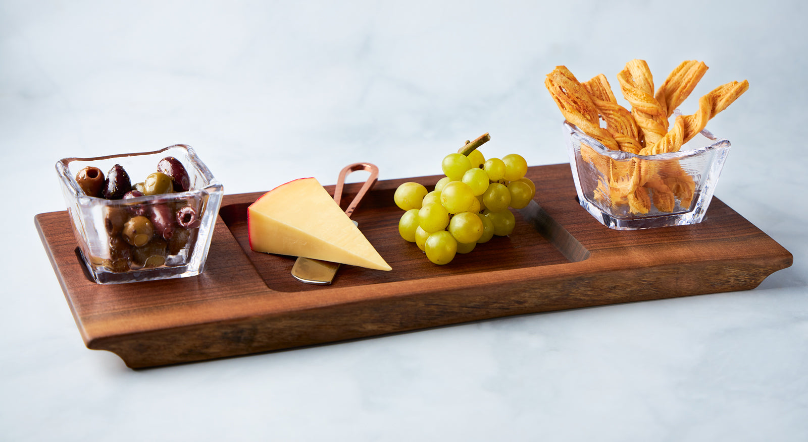 TWIN GLASS BOWLS, ONE EXTRAORDINARY BOARD