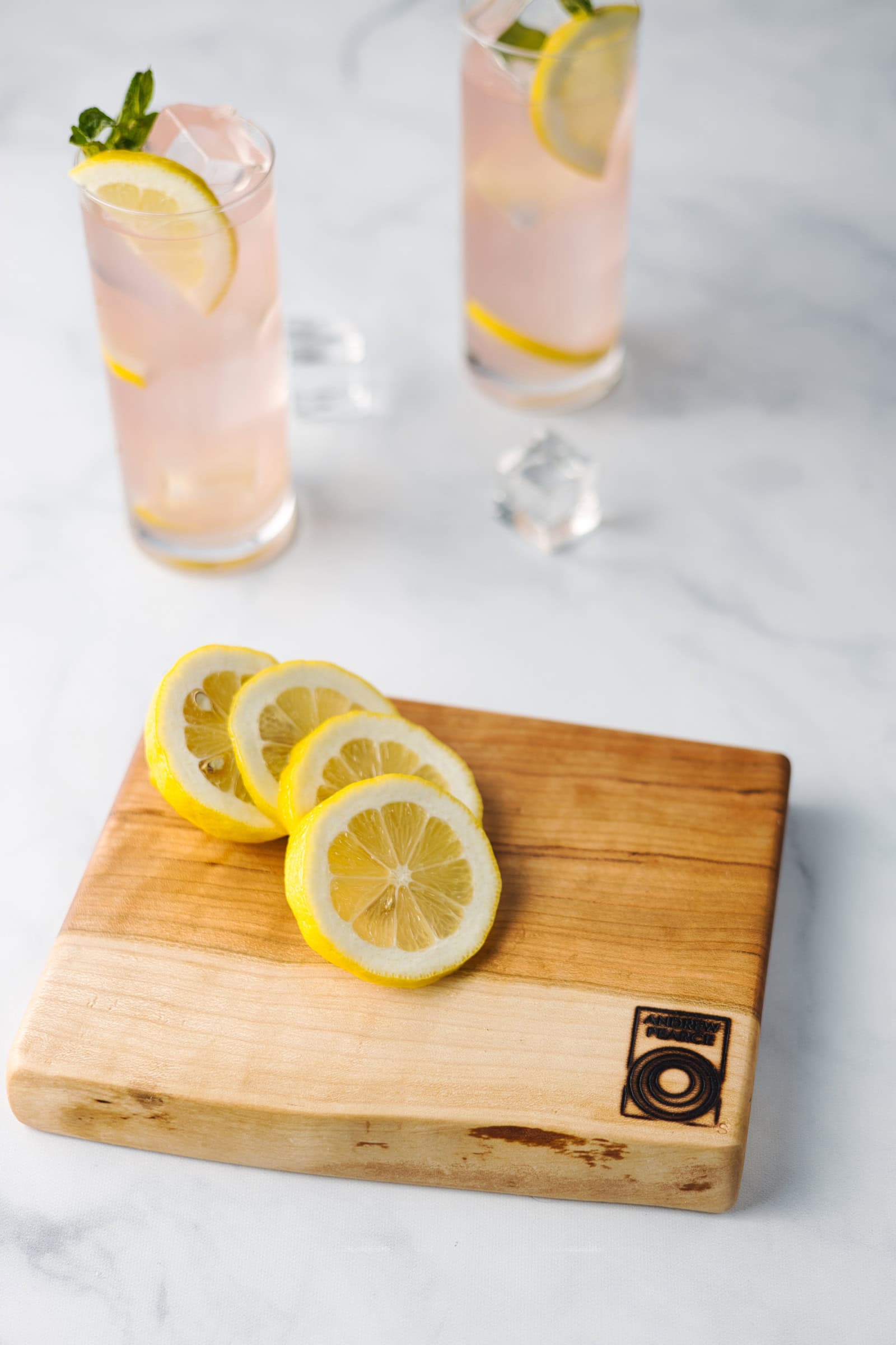 THE DAILY COMPANION FOR YOUR COUNTER OR BAR