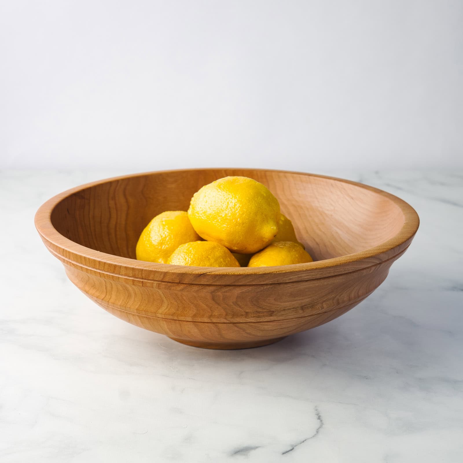ELEVATED SIMPLICITY IN A SINGLE PIECE