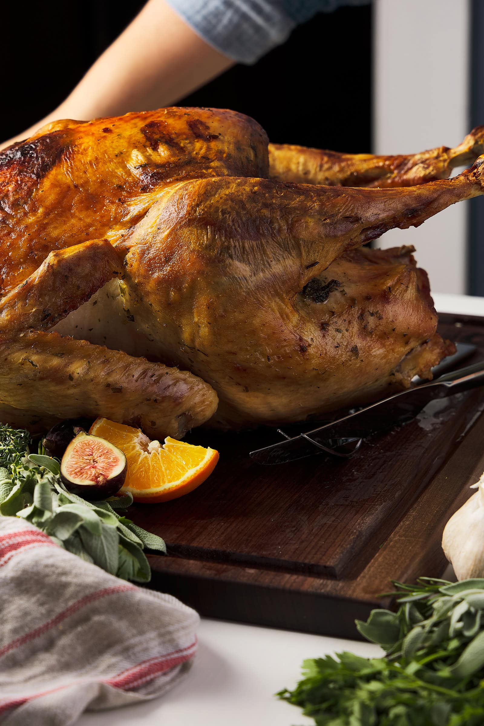 THE JUICE GROOVE BOARD BUILT FOR GRILLING SEASON
