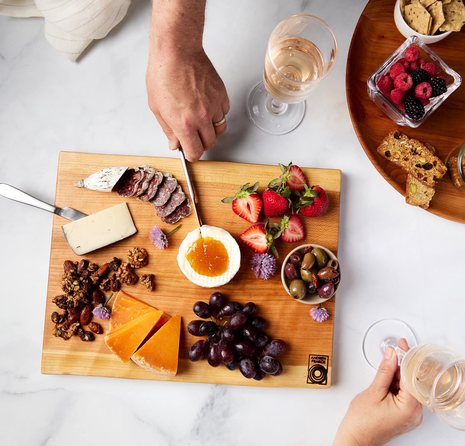 THE BESTSELLING BOARD THAT DOES IT ALL